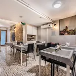 Hotel Taksim Terrapia 2*