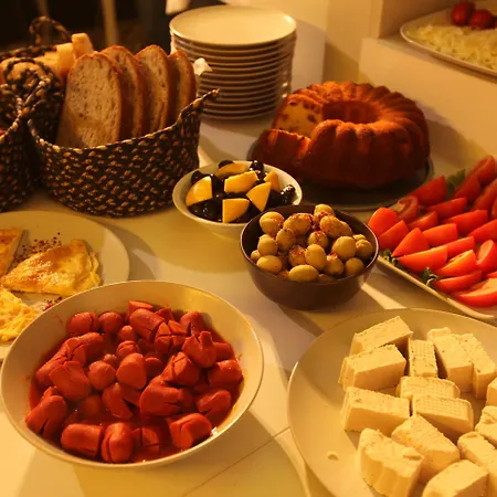 Taksim Terrapia Hotel 2*