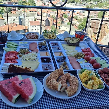 Taksim Terrapia 2* 이스탄불