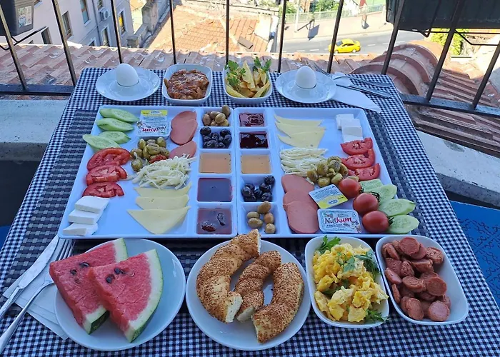 Taksim Terrapia Hotel 2*