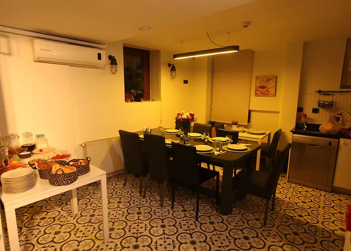 Taksim Terrapia Hotel 2*