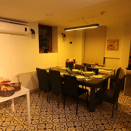 Taksim Terrapia Hotel 2*