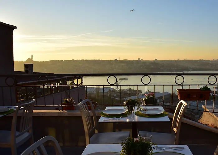 Hotel Taksim Terrapia 2*