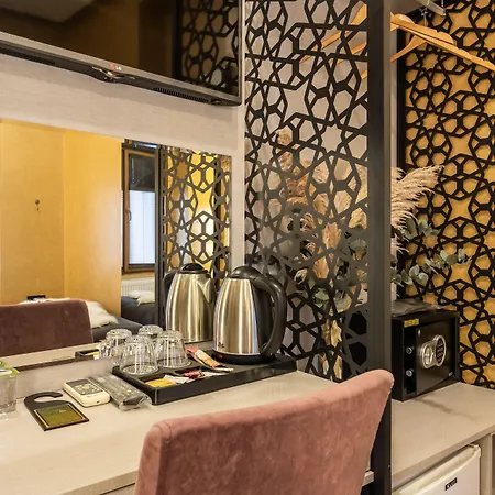 Taksim Terrapia Hotell 2*